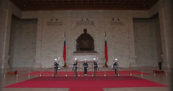 Marzo 2018 Cambio Guardia Chiang Kai Shek Memorial Hall — Vídeos de Stock