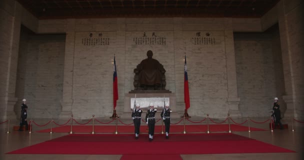 Março 2018 Mudança Guarda Chiang Kai Shek Memorial Hall — Vídeo de Stock