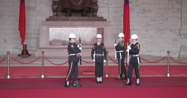 Marzo 2018 Cambio Guardia Chiang Kai Shek Memorial Hall — Vídeos de Stock