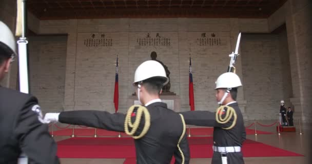 Μαρτίου 2018 Αλλαγή Της Φρουράς Στο Chiang Kai Shek Memorial — Αρχείο Βίντεο