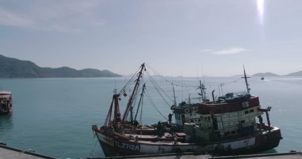 Január 2018 Légifelvételek Bang Bao Móló Horgászcsónak Sziget Koh Chang — Stock videók