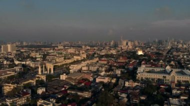 Havadan görünümü altın dağ pagoda Wat Saket Tapınağı Bangkok, Tayland