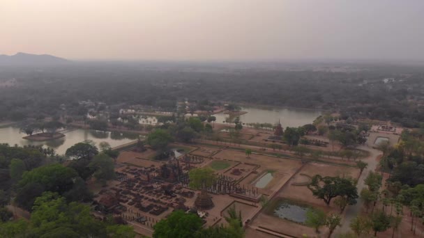 Vista Aérea Del Parque Histórico Sukhothai — Vídeo de stock