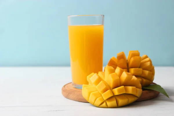 Mangosap Een Glas Mangofruit — Stockfoto