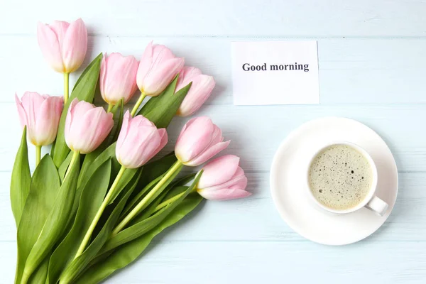 Чашка Кофе Букет Цветов Открытка Словами Доброе Утро Flatlay — стоковое фото