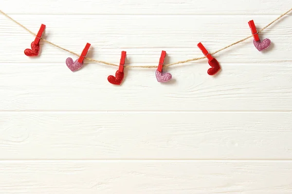 Hearts Thread Colored Background Garland Hearts Valentine Day Background – stockfoto