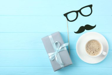 Renkli arkaplan görünümlü baba gününe ait bir arkaplan.