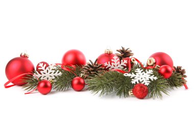 Noel süslemeleri beyaza izole edilmiş
