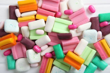 Masada bir sürü farklı diş eti var.