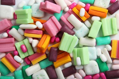 Masada bir sürü farklı diş eti var.