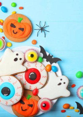 El yıkama için sabun, hijyen ve ellerin temizliği. Yüksek kalite fotoğraf. Dikey fotoğraf biçimi