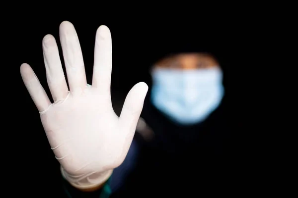 Stop Het Coronavirus Een Jonge Aziatische Vrouw Met Een Gezichtsmasker — Stockfoto