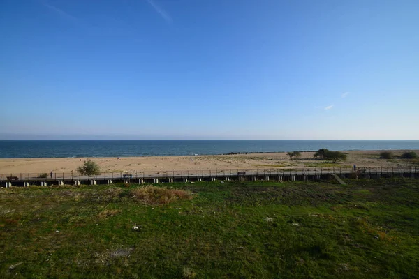 Panorama Della Serata Mar Caspio Con Una Spiaggia Sabbiosa Percorso — Foto Stock