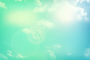 Gökyüzü ve bulutlar. Kartı, metin tasarım, arka plan yazdırma.