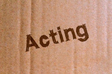 hareket - karton, kahverengi harflerle karton