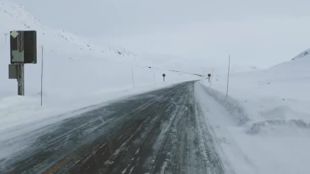 Gefrorene Straße Straße Autobahn Norwegen Winter — Stockvideo