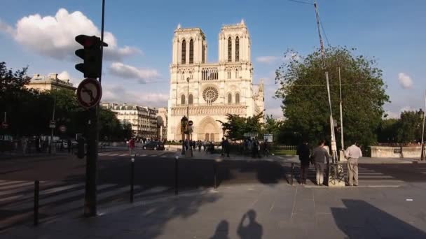 Notre Dame Parijs Avond Lage Hoek — Stockvideo