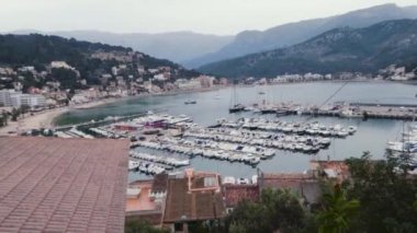 De Nottingham, havadan görünümü, Mallorca bağlantı noktası