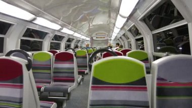 Tren, metro, metro, Paris