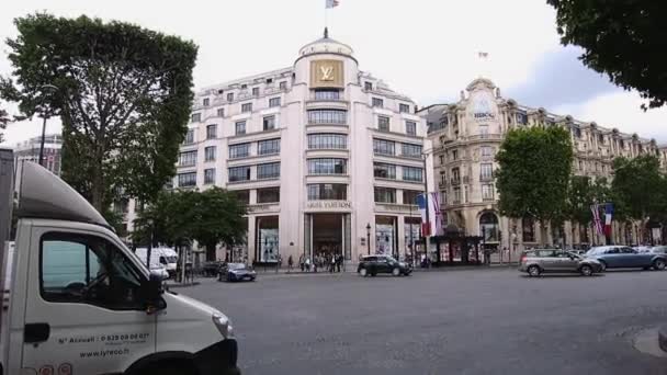 Louis Vuitton Paris France — Stock Video