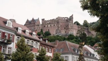 Heidelberg Castle harabe, düşük açılı, yaz 2018