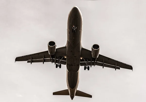 Repülőgép, repülőgépfenék, repülés, felszállás, leszállás — Stock Fotó