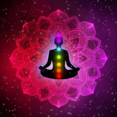 Aura 'lı meditasyon adamı, yedi çakra, ve galaksi çizim konsepti arka planında parıldayan mandala..