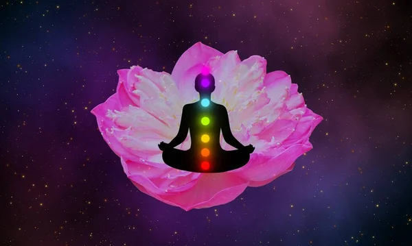 Meditatie Man Met Zeven Chakra Roze Lotus Galaxy Ontwerp Achtergrond — Stockfoto