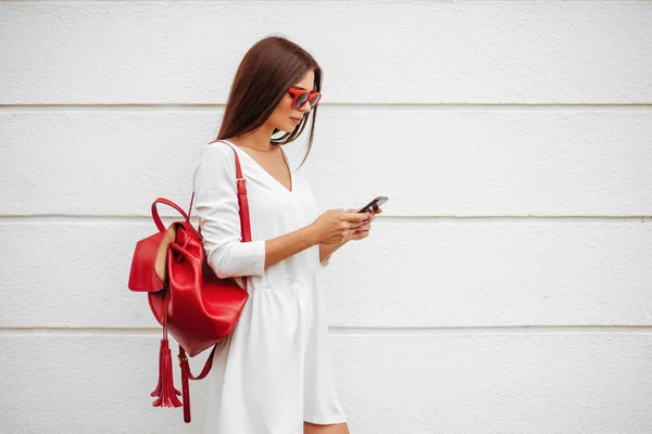 Beautuful Brunette Girl Smartphone Street White Background — Stock Photo, Image