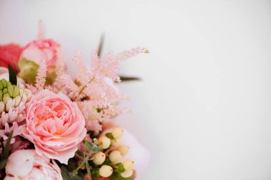 Güzel çiçek çiçekler: peonies, gül, Düğünçiçeği, lale, karanfil, eustoma lisianthks ortanca ihale pembe renkli