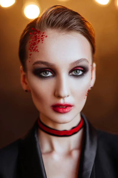 Belo Retrato Mulher Vampiro Halloween Menina Modelo Misterioso Com Halloween — Fotografia de Stock