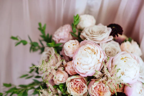 Wedding Flowers Bridal Bouquet Closeup Decoration Made Roses Peonies Decorative — Stock Photo, Image