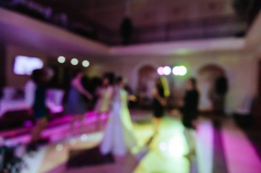 Arka plan için insanlarla bulanık kokteyl parti