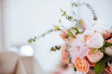 Güzel çiçek çiçekler: peonies, gül, Düğünçiçeği, lale, karanfil, eustoma lisianthks ortanca ihale pembe renkli