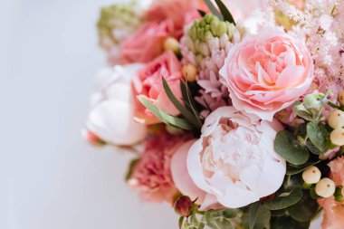 Güzel çiçek çiçekler: peonies, gül, Düğünçiçeği, lale, karanfil, eustoma lisianthks ortanca ihale pembe renkli