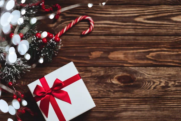 Yeni yıl hediyesi. Noel hediyesi. Mutlu yıllar 2020.
