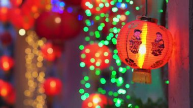 Çin yeni yılı fenerler metin nimet mahallesinde demek zenginlik var ve mutlu