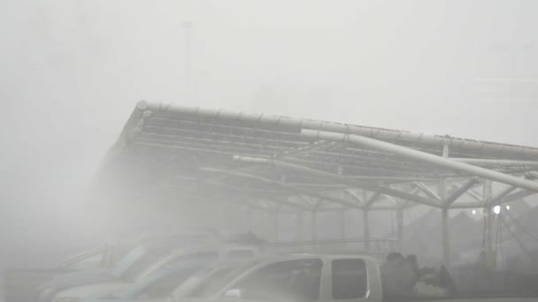 停车场暴雨 — 图库视频影像