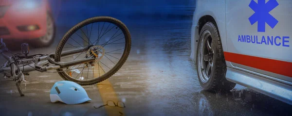 Accident car crash with bicycle on road ,rainy day at night time — Stock Photo, Image