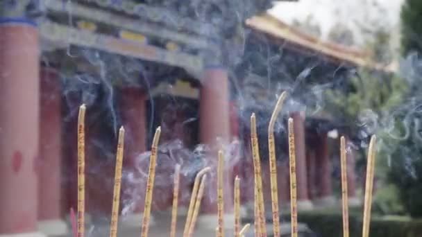 Encens Brûlés Temple Chongsheng Dans Vieille Ville Dali Yunnan Chine — Video