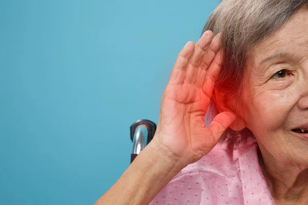 Oudere Vrouw Gehoorverlies Slechthorendheid — Stockfoto