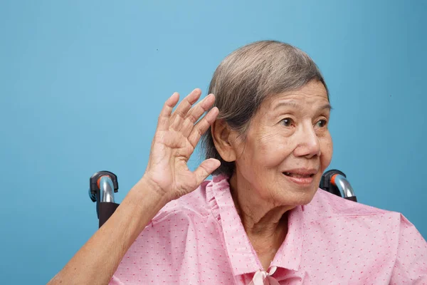 Mujer Adulta Mayor Pérdida Auditiva Dificultad Auditiva —  Fotos de Stock