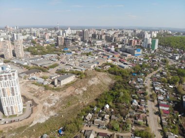şehrin yukarısındaki yayılma / Ufa Başkurdistan Rusya, Mayıs 2018, ile DJI indeks işlem Mavic hava