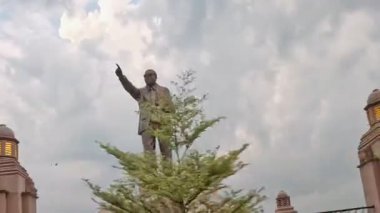 Dr. B.R Ambedkar Heykeli, Vijayawada, Andhra Pradesh 520002. (Çekim devam - 26-07-2025)