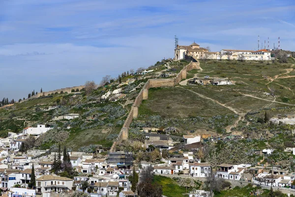 Sacromonte вид з Ла Альгамбра — стокове фото