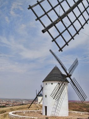 Campo de Criptana 'daki yel değirmenleri