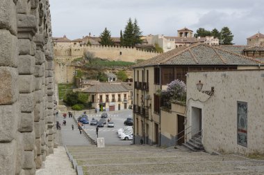 Segovia İspanya su kemeri görünümünü