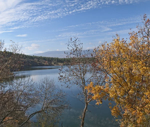 Embalse de Puentes Viejas en Buitrago de Lozoya — Foto de Stock