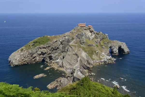 Vizcaya 'daki San Juan de Gaztelugatxe inziva yeri.