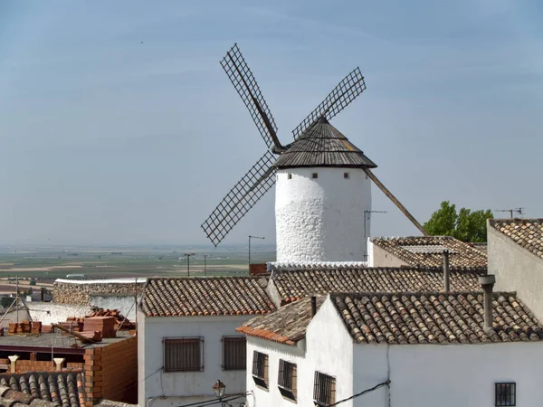 вітряний млин в campo de criptana